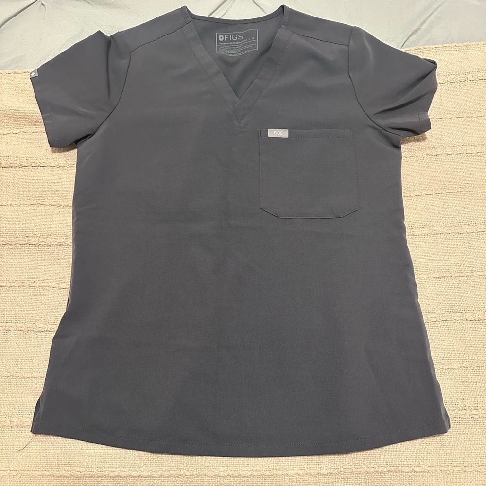 FIGS Catarina Scrub Top Women’s - Charcoal